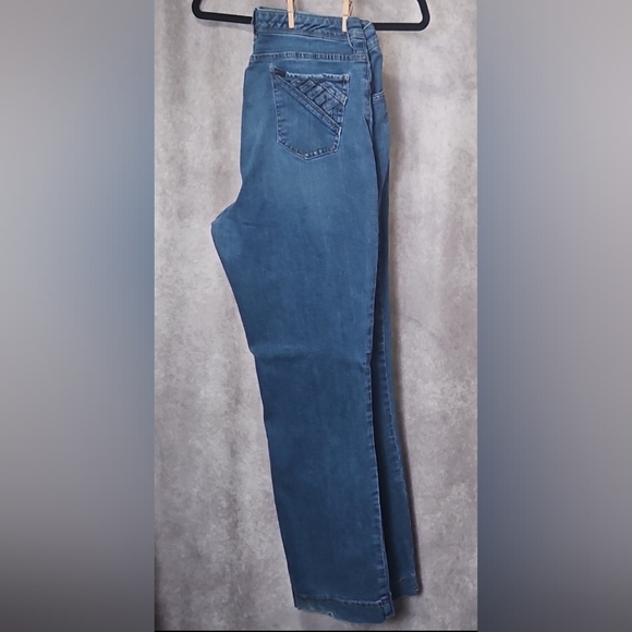 Lee Women's Denim Jeans Size 18W - Picture 4 of 11